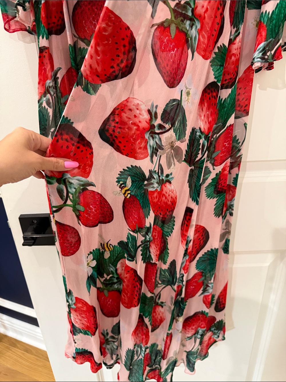 Sheer Strawberry-Print Long Kimono Tunic - Pink/Red - Picture 13 of 16